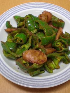 ピーマンとウィンナーのカレー炒め-レシピのメイン写真