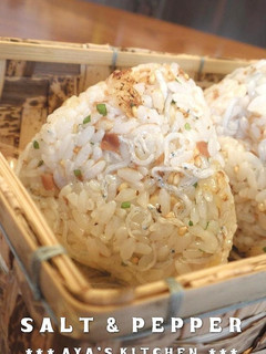 *梅干しで炊くご飯★お弁当のおむすびに*-レシピのメイン写真