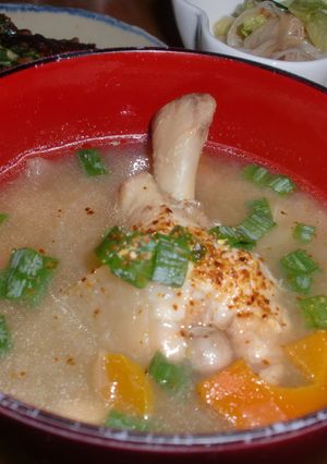 簡単♪手羽元のにんにく味噌スープ♪-レシピのメイン写真