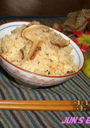 ５０：５０な♡松茸ご飯✿-レシピのメイン写真