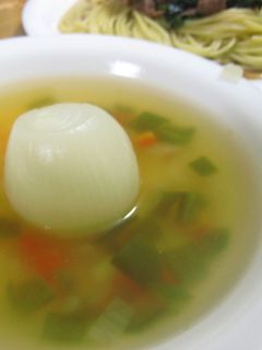 まるごとタマネギと野菜のコンソメスープ☆-レシピのメイン写真