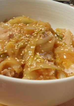 学食でおなじみ豚スタミナ丼-レシピのメイン写真