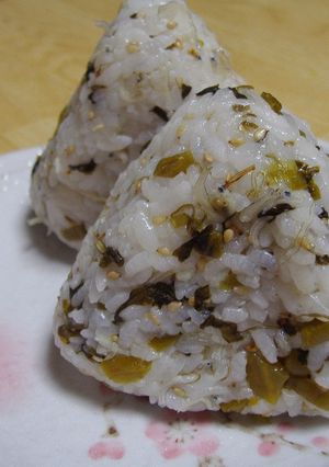 野沢菜としらす干しのおにぎり-レシピのメイン写真