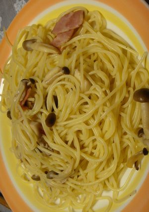 ベーコンときのこのペペロンチーノ-レシピのメイン写真