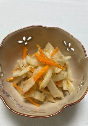 大根と人参の梅胡麻和え-レシピのメイン写真