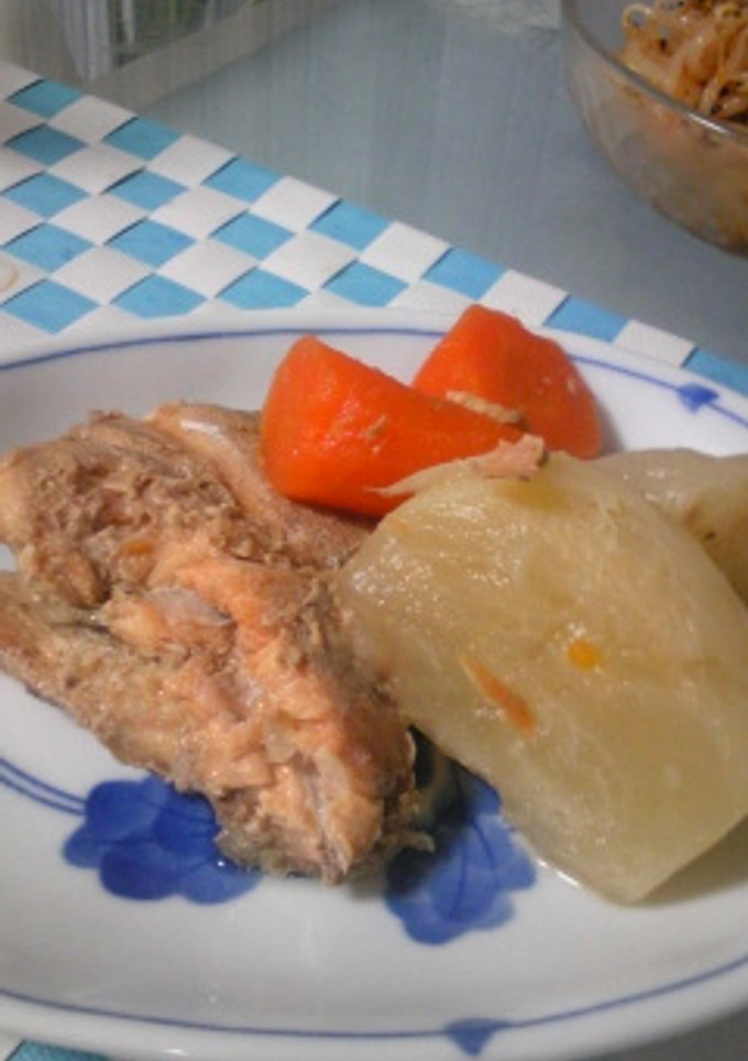 カブと鮭の簡単煮物-レシピのメイン写真