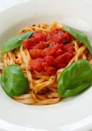 トマトとバジルのイタリア風うどん-レシピのメイン写真