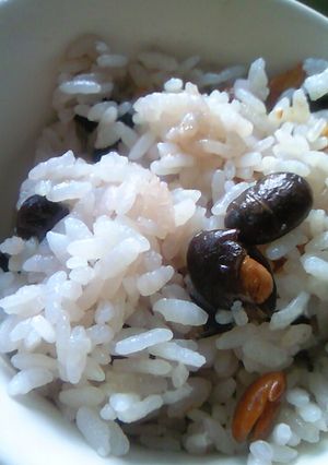 簡単！土鍋炊き黒豆ごはん-レシピのメイン写真