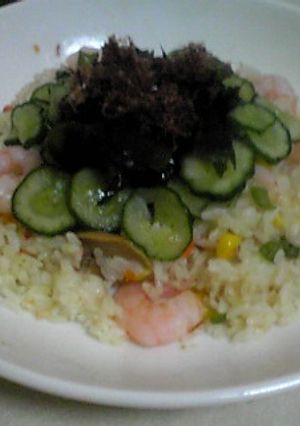 ﾗﾝﾁ＊冷凍ｴﾋﾞﾋﾟﾗﾌの変身劇-レシピのメイン写真