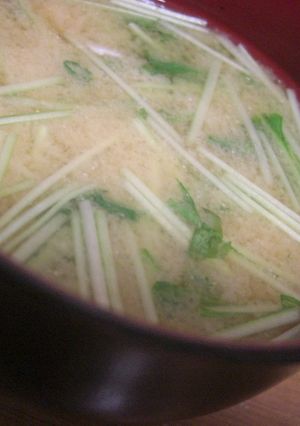 こくウマ❤ツナと水菜の味噌汁-レシピのメイン写真
