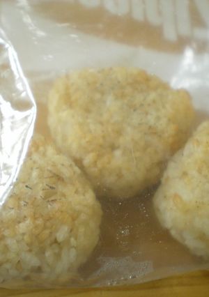 離乳食に便利☆焼きおにぎりを冷凍保存-レシピのメイン写真