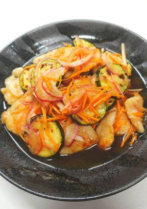 鶏むね肉と焼きズッキーニのレモン南蛮漬け-レシピのメイン写真