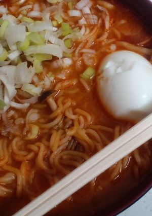 ★キムチ鍋の素で本格らぁめん★-レシピのメイン写真