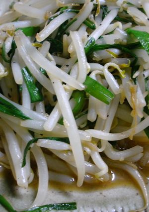 にんにくたっぷりもやしニラ炒め-レシピのメイン写真