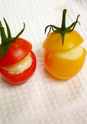 キャラ弁おかずミニトマトカップインチーズ-レシピのメイン写真