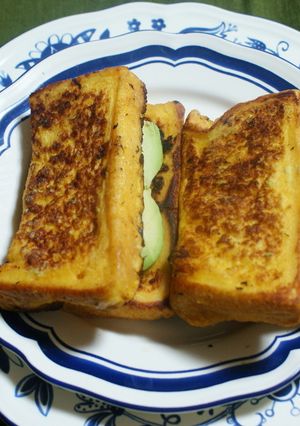 フレンチトースト（ウニマヨ入り）＊＊＊-レシピのメイン写真