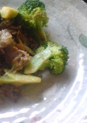 【ブロッコリーと牛肉のオイスター炒め】-レシピのメイン写真