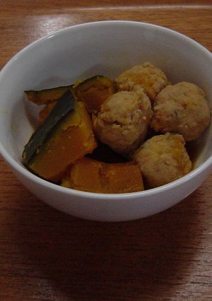 鶏肉団子とかぼちゃの煮物-レシピのメイン写真