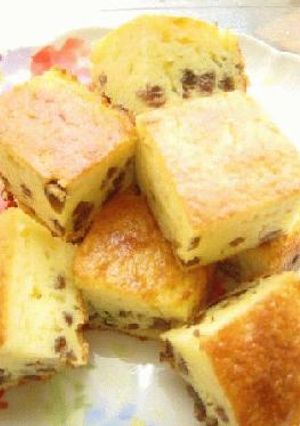 *・・フワ&シュワッな食感♪レーズンとヨーグルトのケーキ・・*-レシピのメイン写真