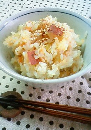 栄養満点！！さつまいもニンジンごはん-レシピのメイン写真