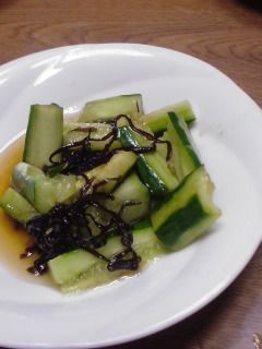 胡瓜のごま油と塩昆布あえ-レシピのメイン写真