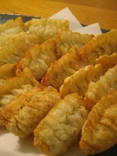 餃子の皮で”サモサ”(手順写真)-レシピのメイン写真