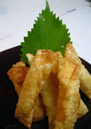 餃子の皮でパリパリ★おつまみチーズ-レシピのメイン写真