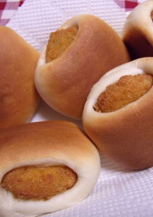 こんがりコロッケパン-レシピのメイン写真