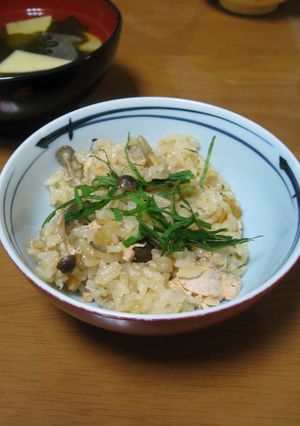 簡単！ガーリック風味の鮭ごはん-レシピのメイン写真
