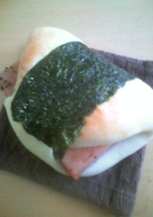 ハワイの味?!スパムにぎり風パン-レシピのメイン写真