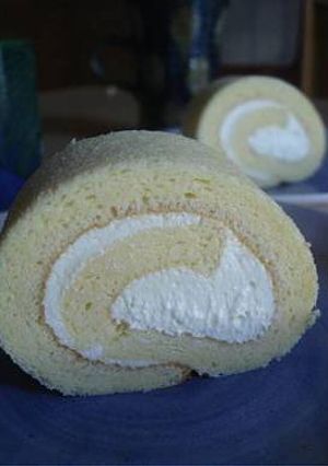２つの味が楽しめる★チーズロールケーキ-レシピのメイン写真