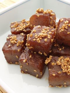 【定番の一品】こんにゃくのごま炒り煮-レシピのメイン写真
