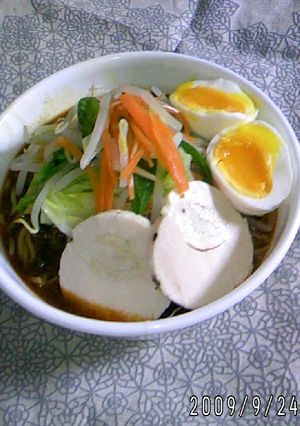 おうちで簡単!野菜たっぷりカレーラーメン-レシピのメイン写真