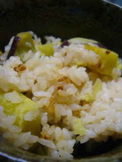 おこげが美味しいお芋ご飯-レシピのメイン写真