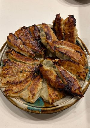 【米泥棒!】具だくさん餃子-レシピのメイン写真