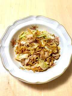余った!肉野菜炒めからの☆焼きそば-レシピのメイン写真