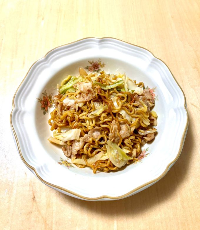 余った！肉野菜炒めからの☆焼きそば by 愛と健康 【クックパッド