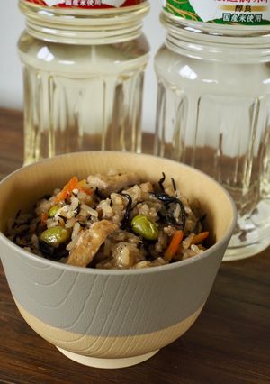 ひじきと鶏ひき肉の炊き込みご飯-レシピのメイン写真