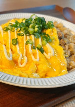 卵のっけバター醤油焼き飯-レシピのメイン写真