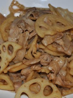 れんこんと豚バラの甘辛炒め-レシピのメイン写真