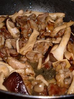最強のおかず!豚肉ときのこの炒め物-レシピのメイン写真