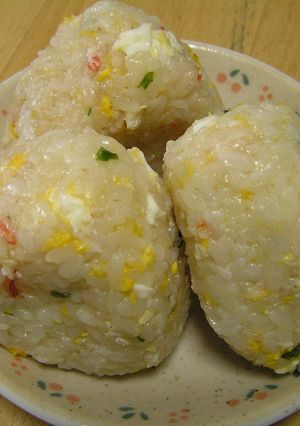 コンビニのお味!? チャーハンおにぎり-レシピのメイン写真