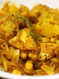 ひよこ豆とじゃがいものカレー炒め-レシピのメイン写真