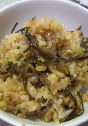 簡単☆なめたけ塩昆布炊き込みご飯-レシピのメイン写真