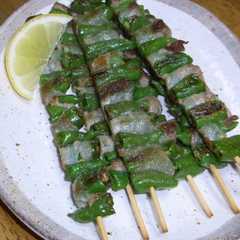 รูปของ ちょっぴりの豚バラ肉としし唐の串焼き♪
