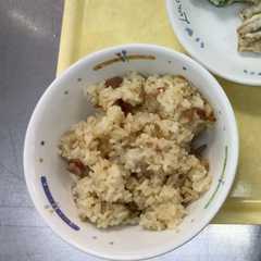 รูปของ 給食★中華風炊き込みごはん