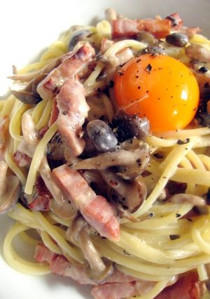 しめじの月見クリームパスタ・わさび風味-レシピのメイン写真