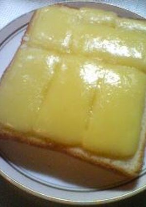 甘いチーズのパン-レシピのメイン写真