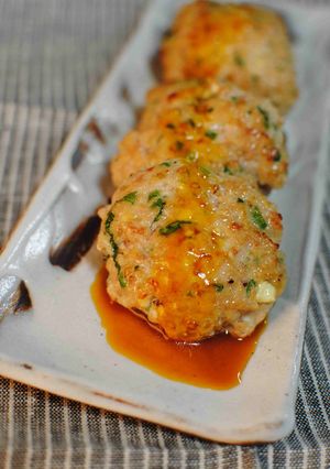 お豆腐つくね・とろり卵黄ソースで♪-レシピのメイン写真