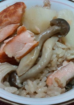鮭じゃがバターの炊き込み御飯-レシピのメイン写真